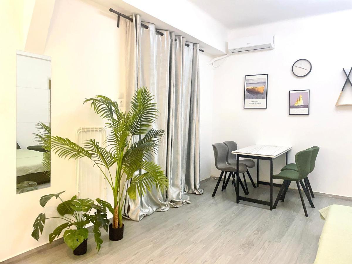 Uoohome7 Garden And Navy Apartment