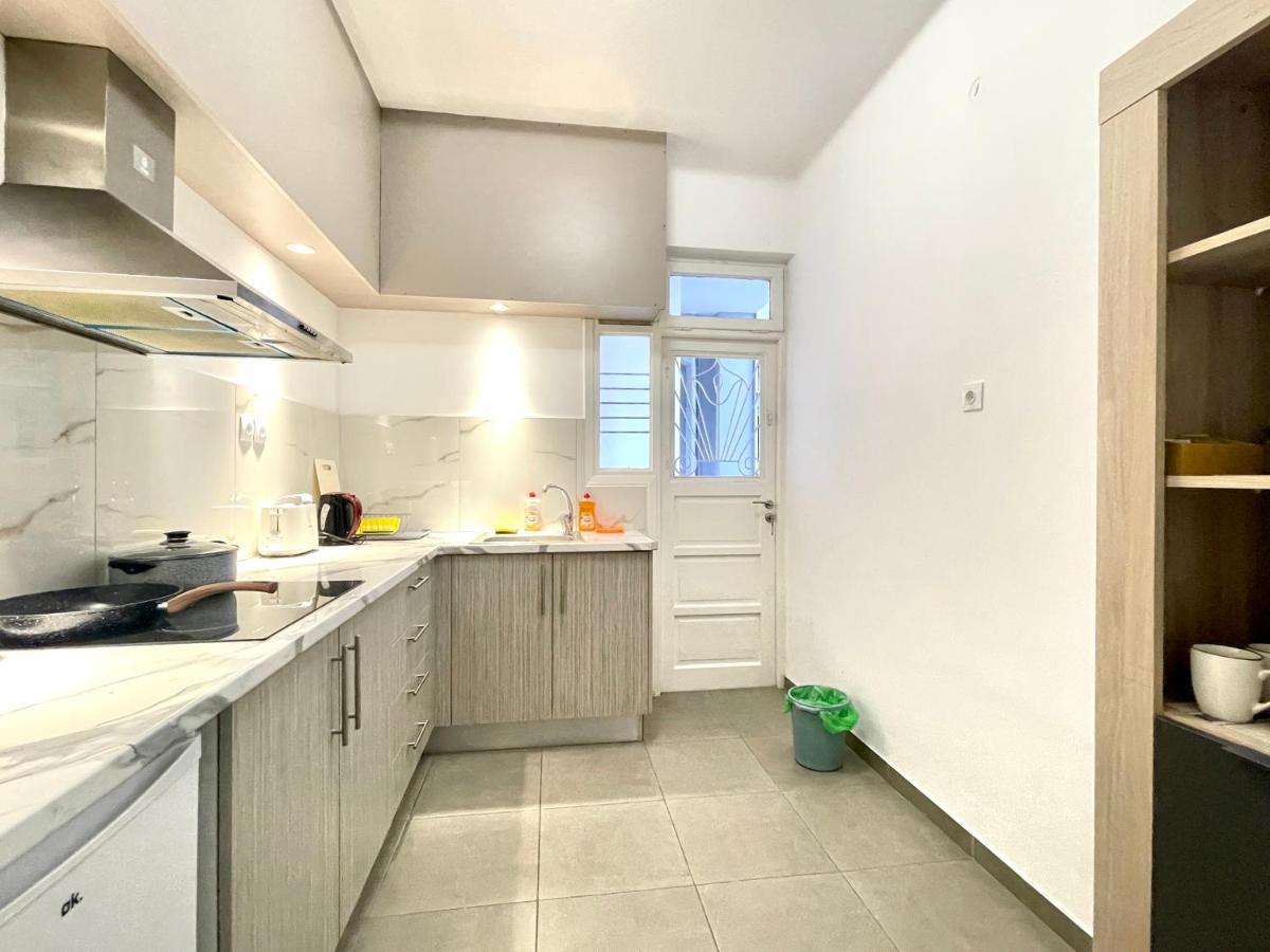 Apartment Uoohome7 Garden And Navy Athens